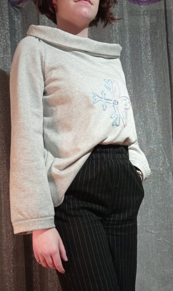 Hoodie pétales et flocon – Image 2