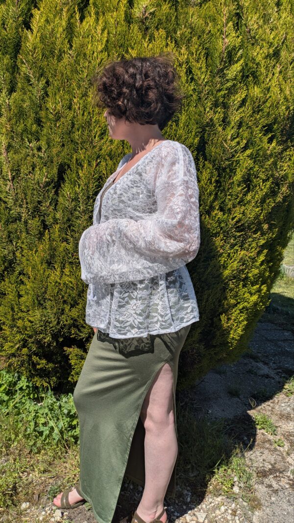 veste kimono full dentelle fleurie – Image 3